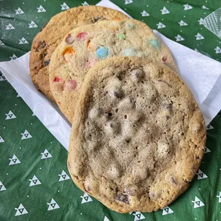 Chocolate Chip Cookie