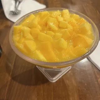 #48 Mango Jelly in Mango Juice