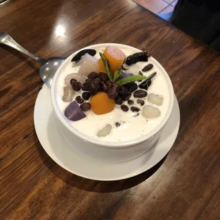 T2 Grass Jelly/ Red bean/Rice Balls