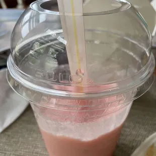 Strawberry bubble tea