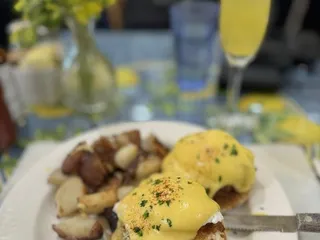 Mama's On Washington Square