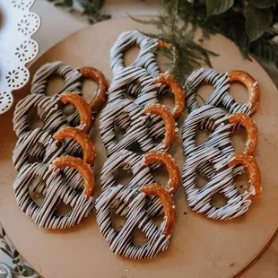 Tuxedo dipped pretzels
