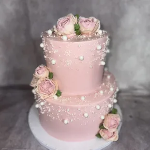 Rose gold oak cake with buttercream roses