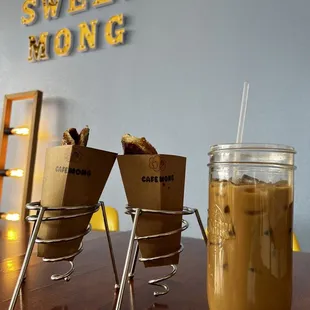 Hotteok (Korean sweet pancakes).