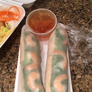 Fresh Spring Roll with Salad (2)