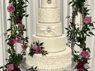 Wedding Cakes by Tammy Allen