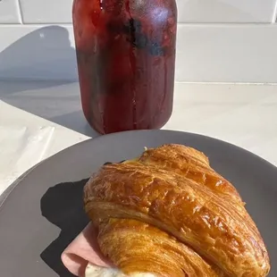 Ham & Egg Croissant