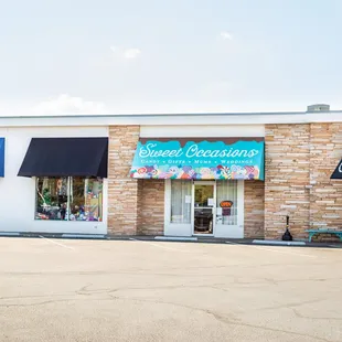 the front of a store