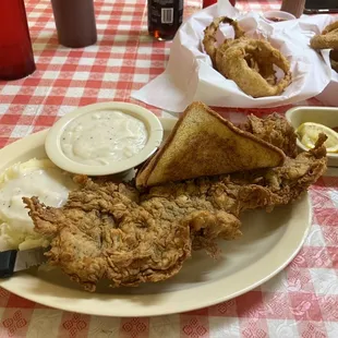 Some onion rings, mashed potatoes, chicken fried steak. It was all great!