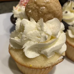 Snickerdoodle Cupcake