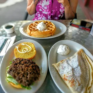 Banana Leche Crepe