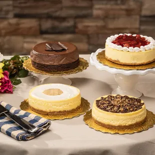 Inspired by old-world recipes from Grandma, our cheesecakes are made from farm-fresh cream cheese, eggs, and cream from Wisconsin.