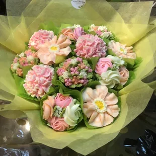 Sweet Petals Boucake