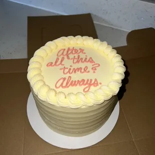 6&apos; Red Velvet Cake with Cream Cheese Frosting
