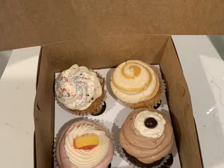 Cupcake Á La Mode