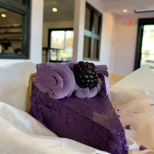 Ube cheesecake