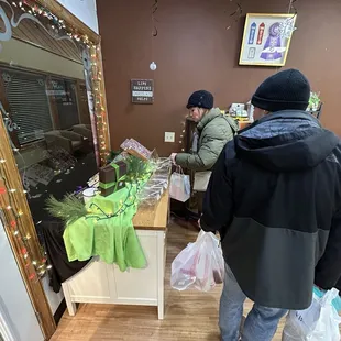 Samples! Toffee and nuts.