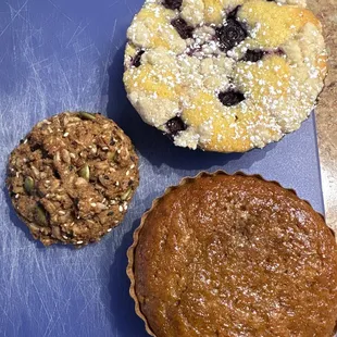 Birdseed Cookie/ Blueberry Muffin/ Banana Muffin