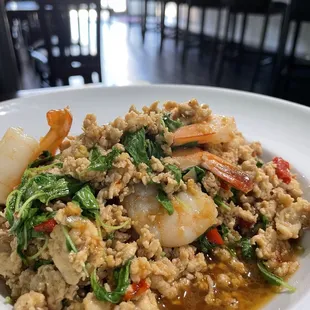 Thai spicy Basil chicken &amp; shrimp