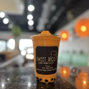 Thai tea smoothie with boba