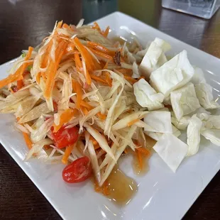 PAPAYA SALAD