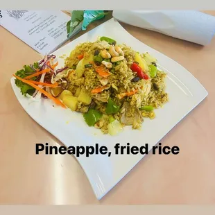 pineapple fried rice with vegetables