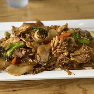 Pad Kee Mow with Chicken