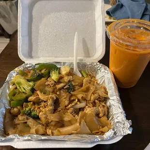 Pad Kee Mow Thai Iced Tea