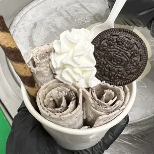 Oreo with whip cream