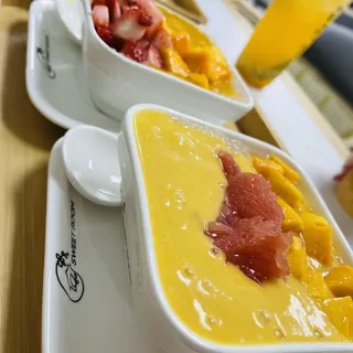 Mango Strawberry and Sago