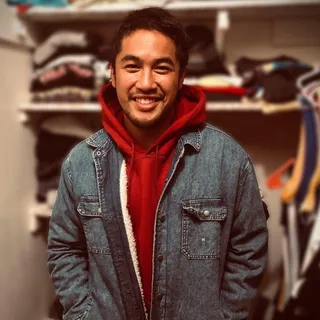 Rj S.