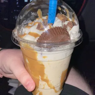 Reese's Overload shake