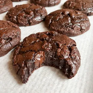 Fudgy Chocolate Cookies