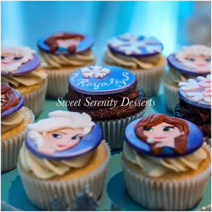 Frozen themed cupcakes