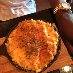 a skillet of macaroni and cheese