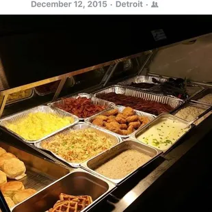 a photo of a food buffet