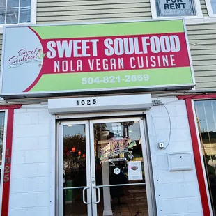 Store front on N. Broad