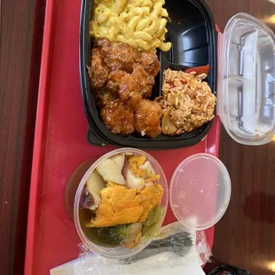 Mac N Cheese, Jambalaya, Sweet Heat Cauliflower, veggie boil