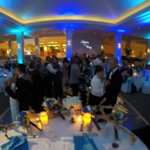 Koo&apos;alu Glass Ballroom 2015 (Dancing/Up-lighting/Monogram)