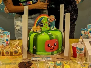 Colemans Cupcakes Cakes & Desserts