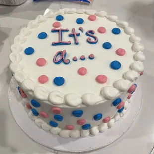 baby reveal cake