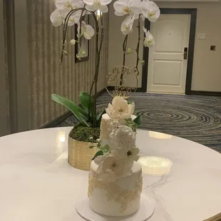 Small wedding cake