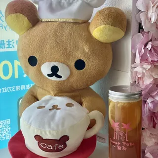 Yazu Meets Pineapple