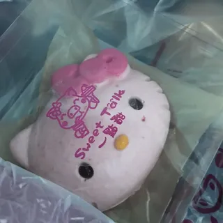 Strawberry yogurt mousse cake