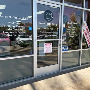 he front of the store