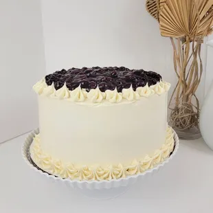 "Halle Berry" - Lemon/Blueberry