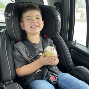 Had to stop in for an afterschool birthday cupcake!!