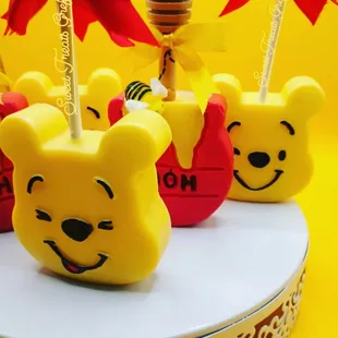 Cakepops Winnie Pooh theme