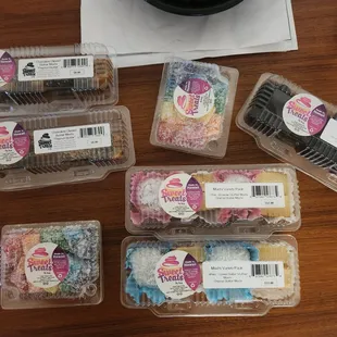 Cookie butter-stuffed mochi, brownie-stuffed mochi, peanut butter-filled, chocolate-covered mochi, &amp; chichi dango