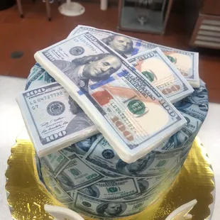 Money cake